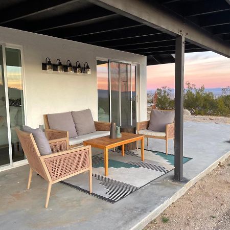 二十九棕榈村1 Minute To Joshua Tree National Park, Hot Tub, Stars, Private - The Wkndr别墅 外观 照片
