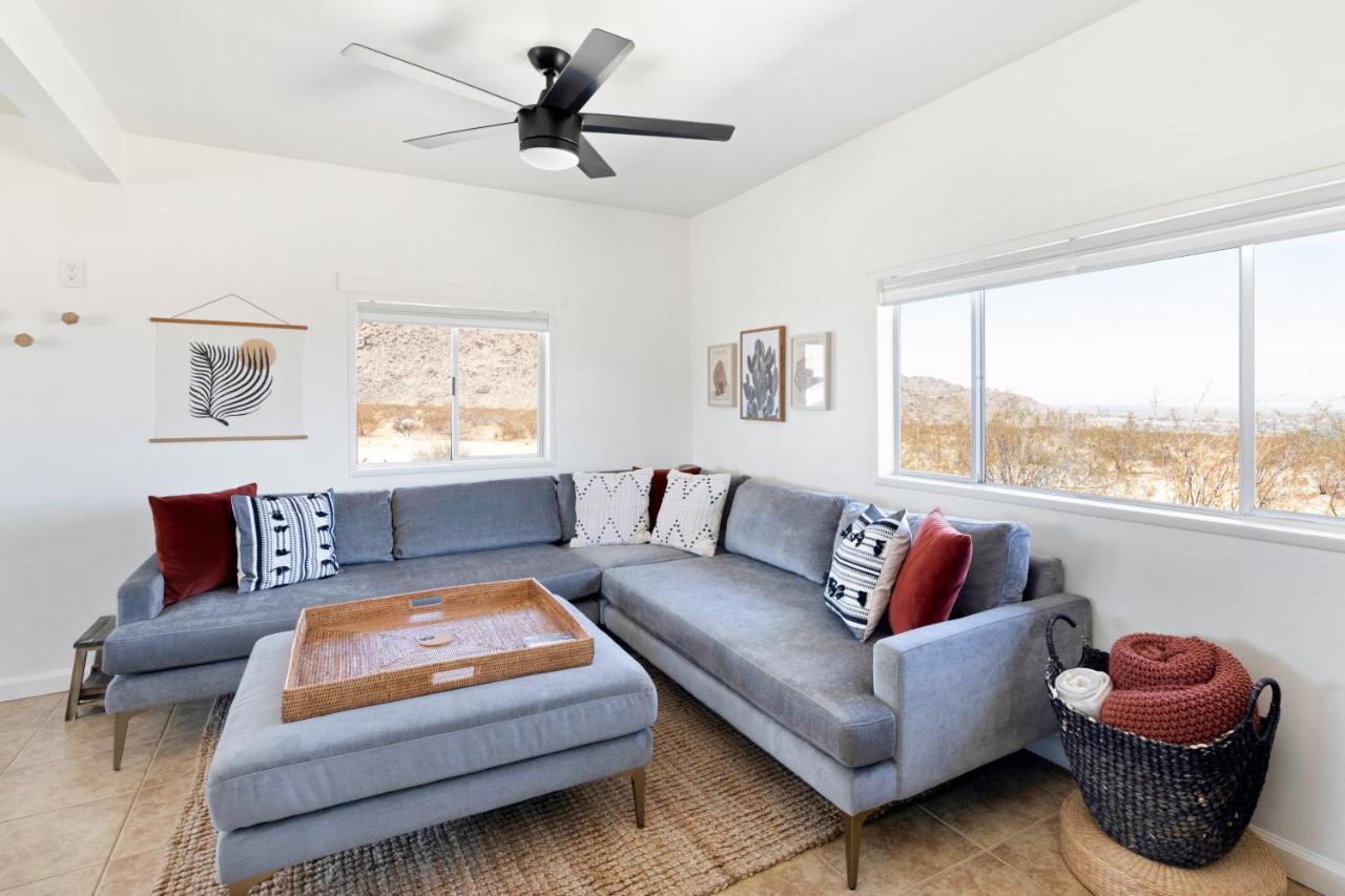 二十九棕榈村1 Minute To Joshua Tree National Park, Hot Tub, Stars, Private - The Wkndr别墅 外观 照片