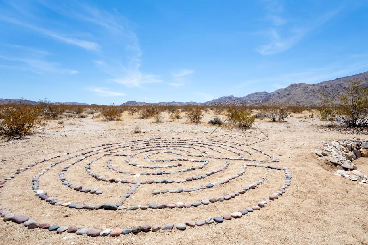 二十九棕榈村1 Minute To Joshua Tree National Park, Hot Tub, Stars, Private - The Wkndr别墅 外观 照片