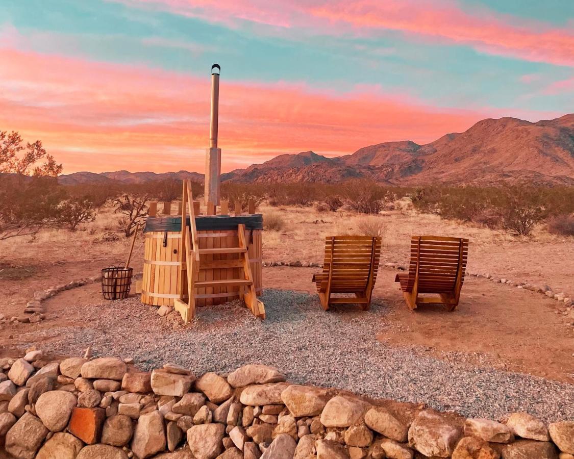二十九棕榈村1 Minute To Joshua Tree National Park, Hot Tub, Stars, Private - The Wkndr别墅 外观 照片